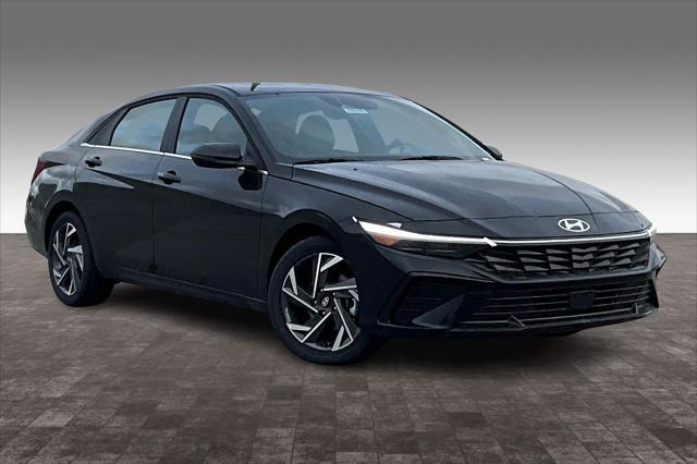 new 2025 Hyundai Elantra car, priced at $31,060