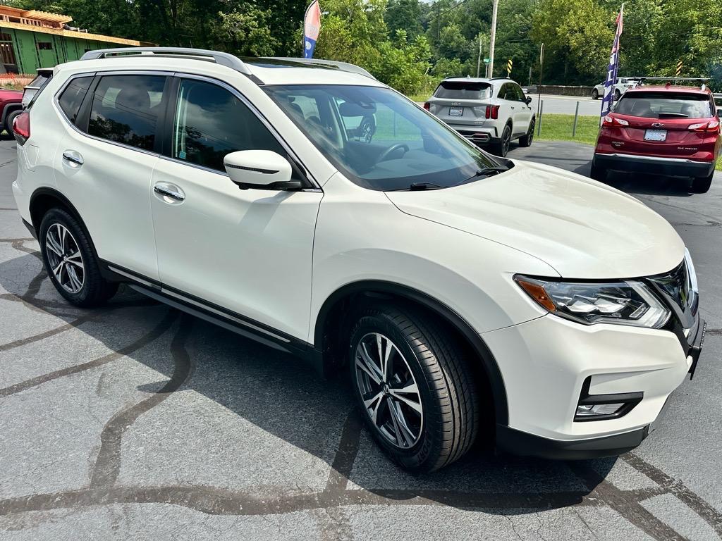 used 2017 Nissan Rogue car, priced at $16,288