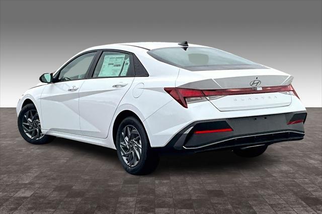 new 2024 Hyundai Elantra car, priced at $25,760