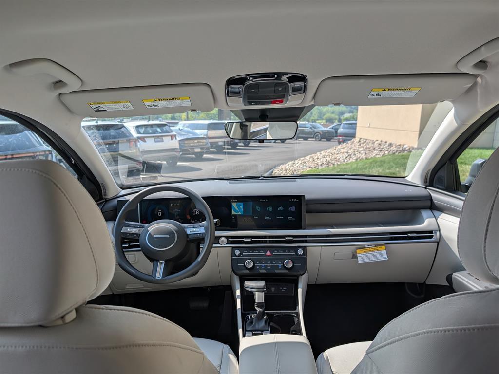 new 2025 Hyundai Tucson car, priced at $32,815