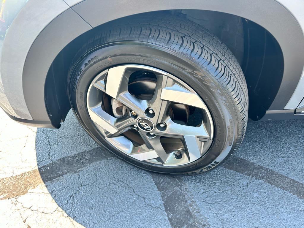 used 2022 Hyundai Venue car, priced at $18,988