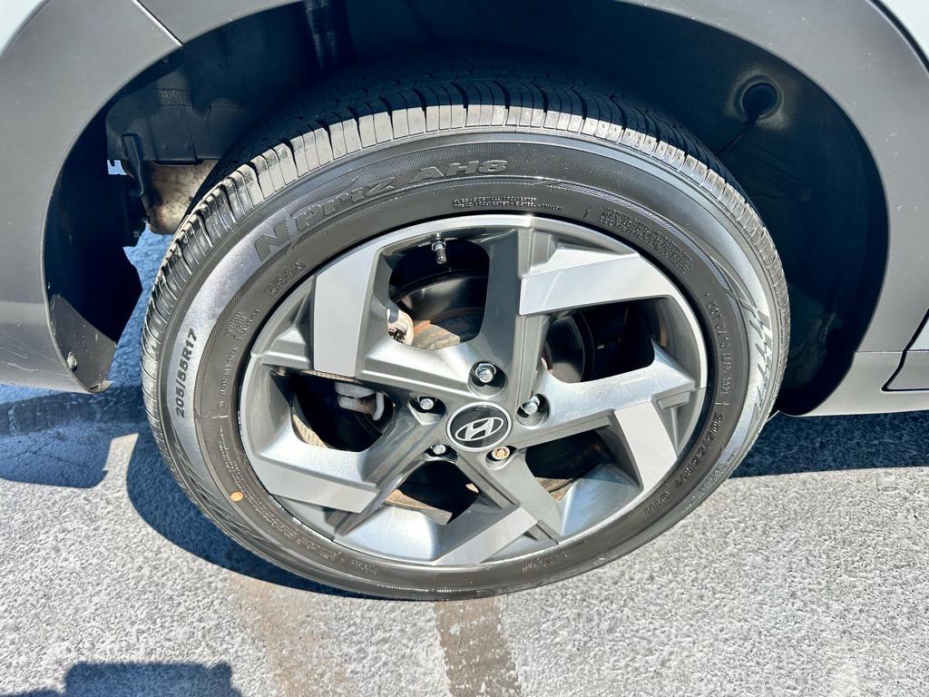 used 2022 Hyundai Venue car, priced at $18,988