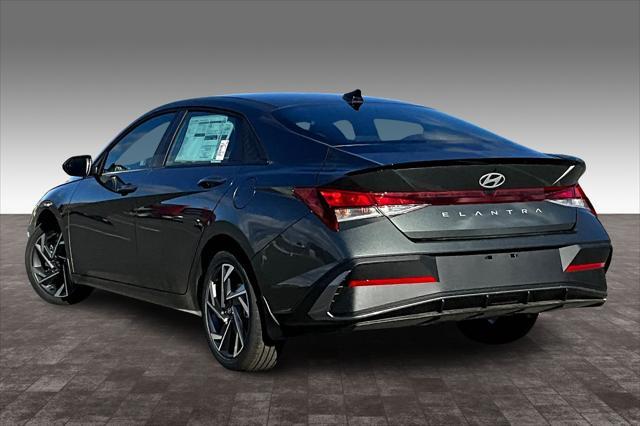 new 2025 Hyundai Elantra car, priced at $24,660