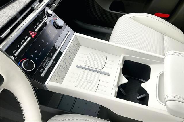 new 2025 Hyundai Santa Fe car, priced at $51,054