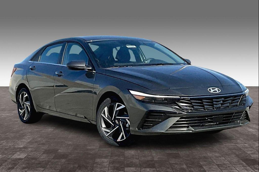 new 2025 Hyundai Elantra car, priced at $27,290