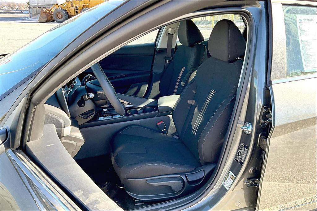 new 2025 Hyundai Elantra car, priced at $27,290