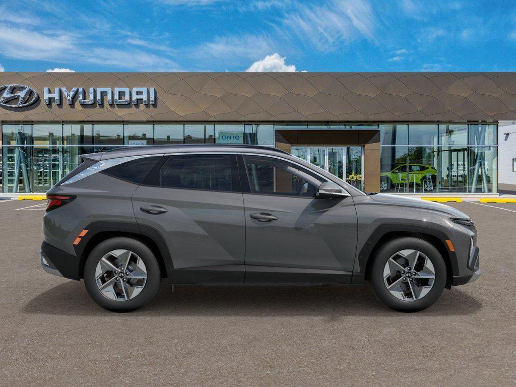 new 2025 Hyundai Tucson car, priced at $34,490