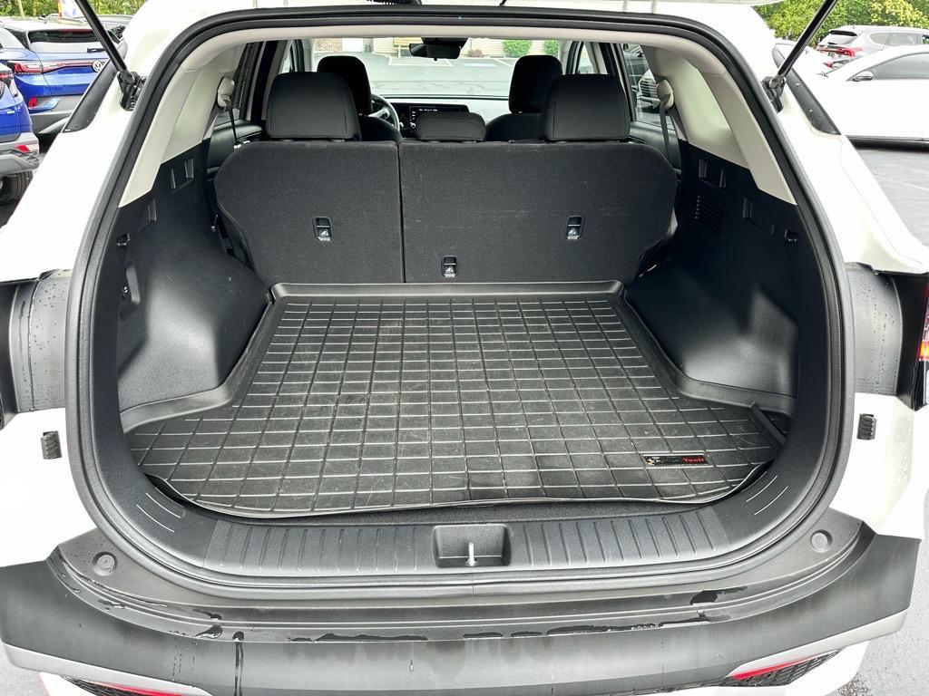 used 2023 Kia Sportage Hybrid car, priced at $27,661