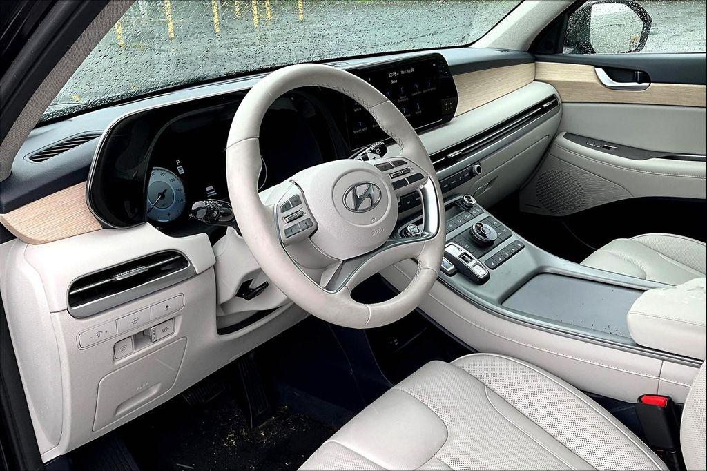 used 2024 Hyundai Palisade car, priced at $44,988