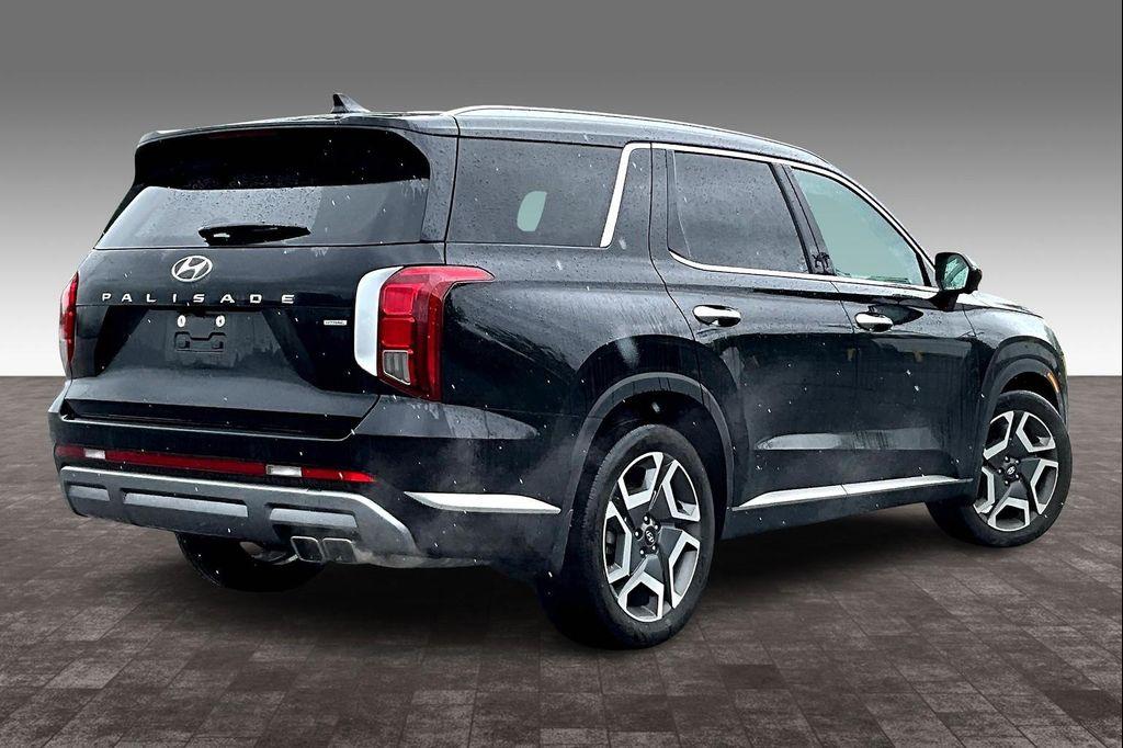 used 2024 Hyundai Palisade car, priced at $44,988