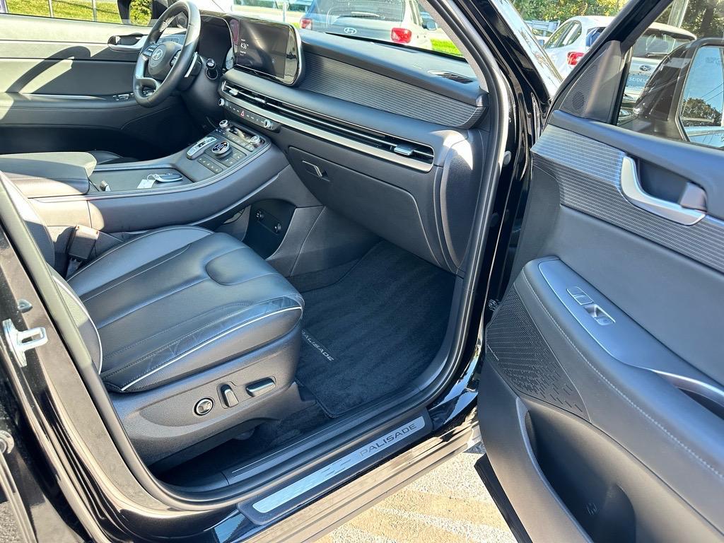 used 2023 Hyundai Palisade car, priced at $38,998