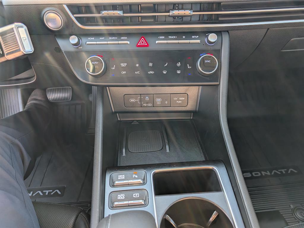 used 2024 Hyundai Sonata Hybrid car, priced at $33,288