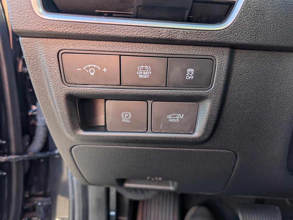 used 2024 Hyundai Sonata Hybrid car, priced at $33,288