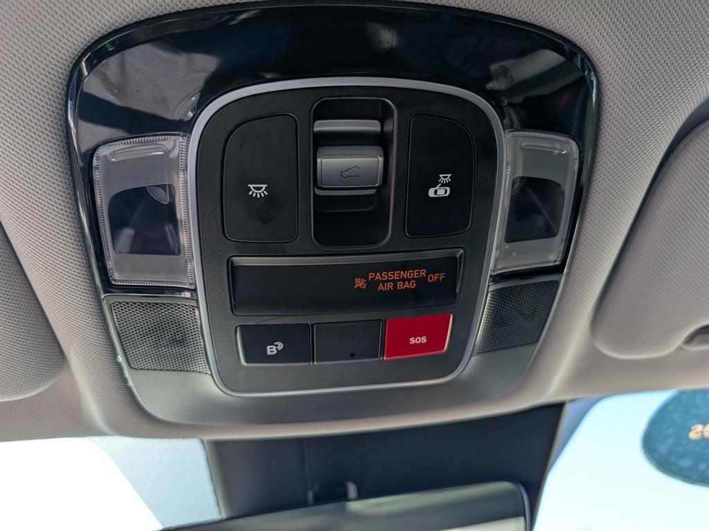 used 2024 Hyundai Sonata Hybrid car, priced at $33,288