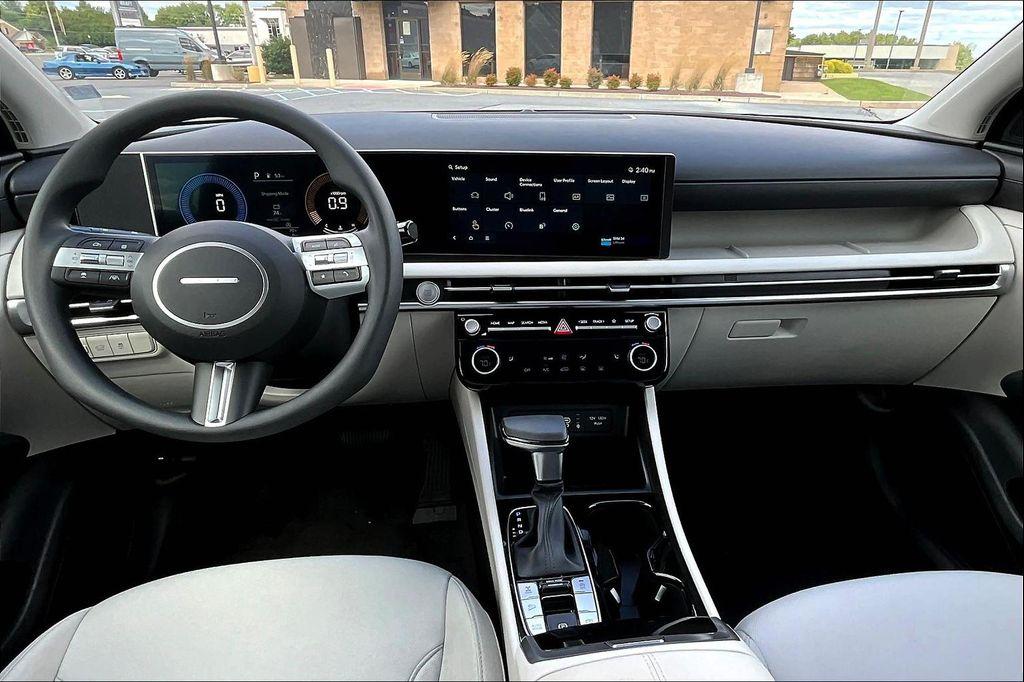 new 2025 Hyundai Tucson car, priced at $34,085