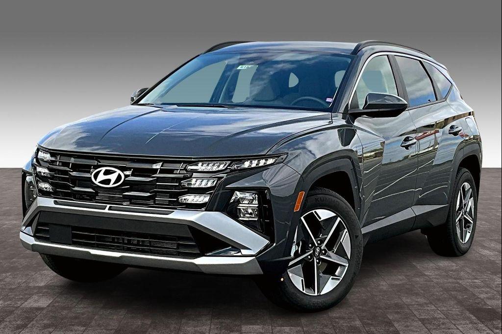 new 2025 Hyundai Tucson car, priced at $34,085
