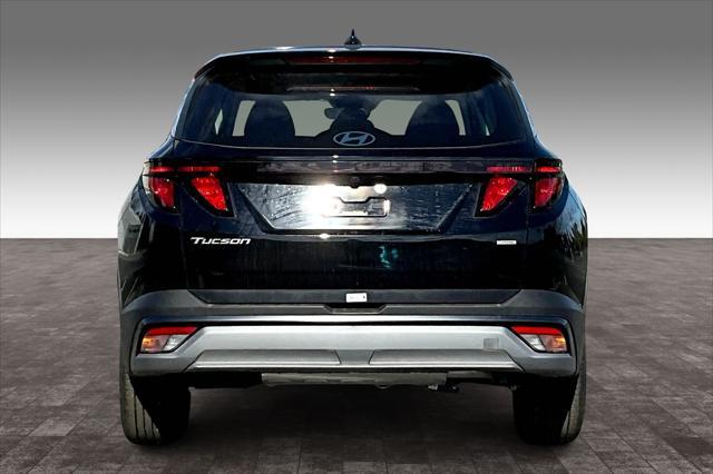 new 2025 Hyundai Tucson car, priced at $32,000