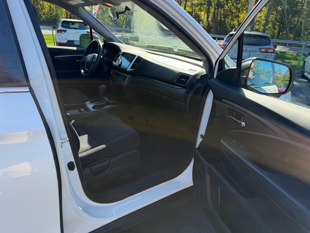 used 2017 Honda Pilot car, priced at $18,998