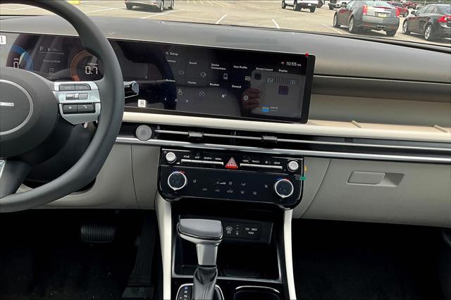 new 2025 Hyundai Tucson car, priced at $34,395