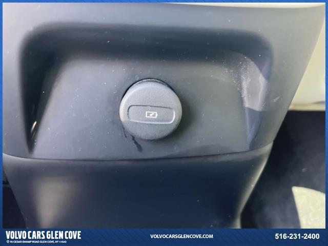 used 2024 Volvo XC90 Recharge Plug-In Hybrid car, priced at $68,000