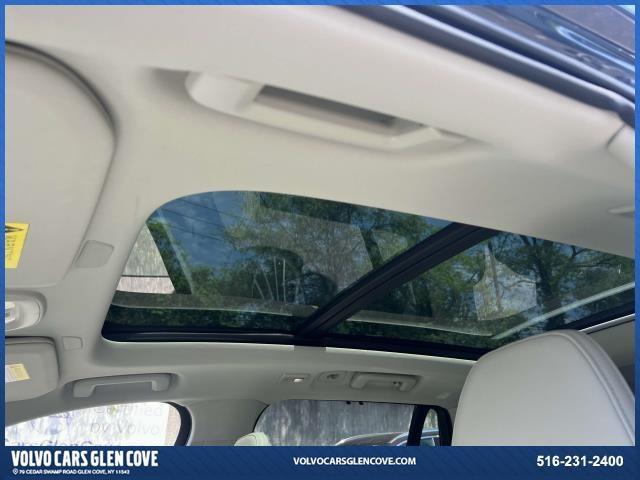 used 2024 Volvo XC90 Recharge Plug-In Hybrid car, priced at $68,000