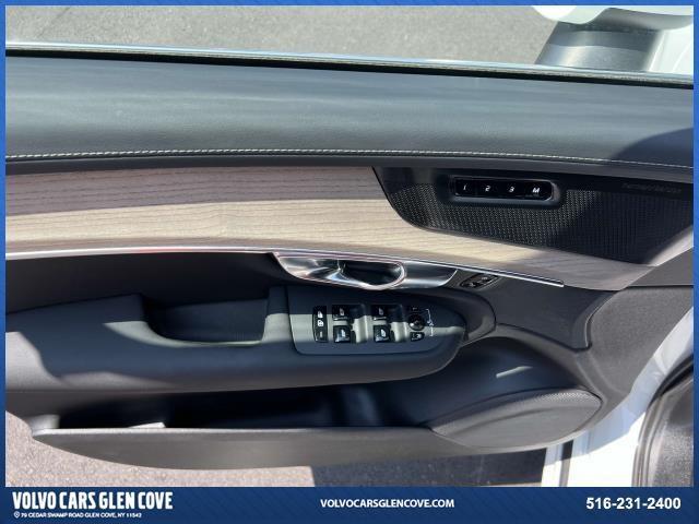 used 2025 Volvo XC90 Plug-In Hybrid car, priced at $74,500