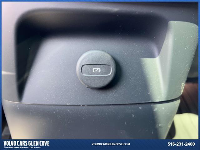 used 2025 Volvo XC90 Plug-In Hybrid car, priced at $74,500