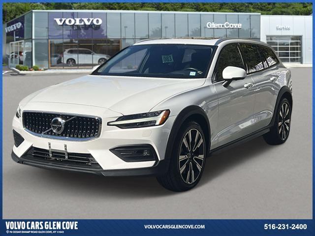 used 2022 Volvo V60 Cross Country car, priced at $35,000