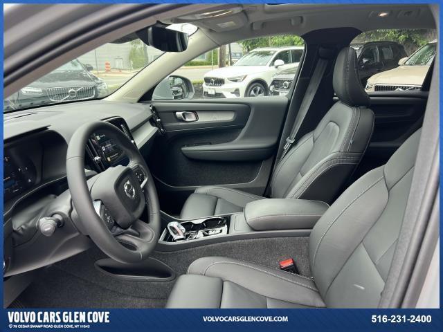 used 2025 Volvo XC40 car, priced at $39,500