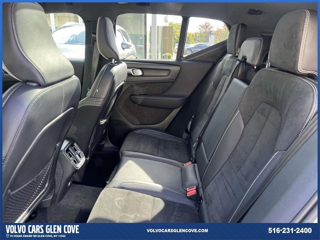 used 2022 Volvo XC40 car, priced at $29,000