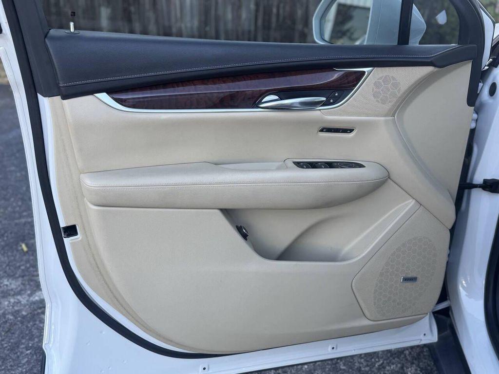 used 2017 Cadillac XT5 car, priced at $14,995