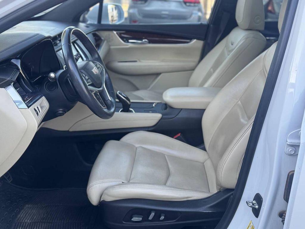 used 2017 Cadillac XT5 car, priced at $14,995