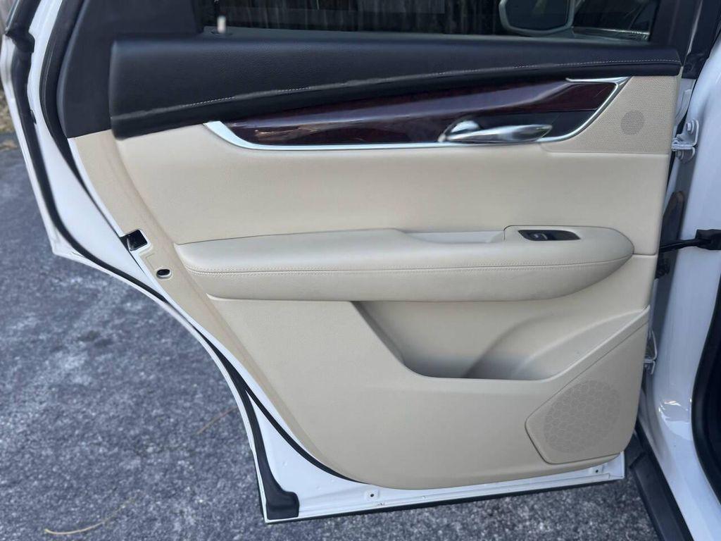 used 2017 Cadillac XT5 car, priced at $14,995