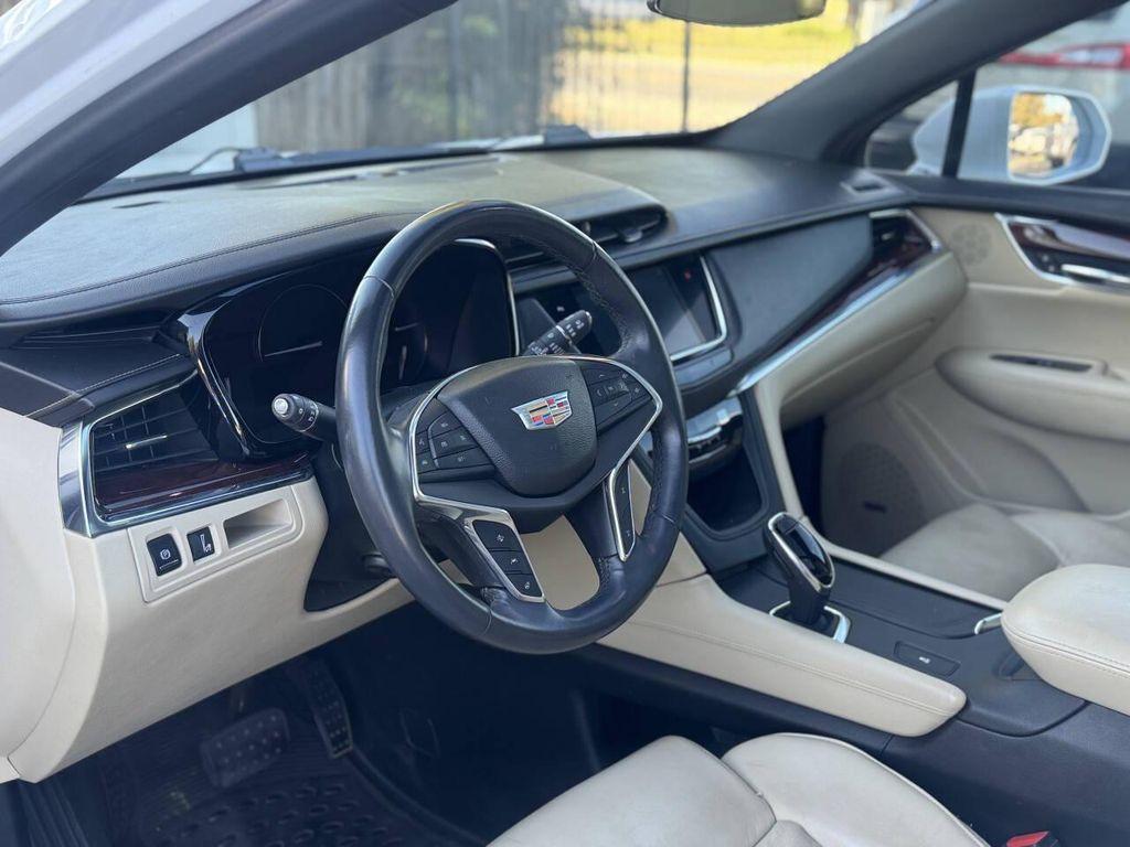 used 2017 Cadillac XT5 car, priced at $14,995