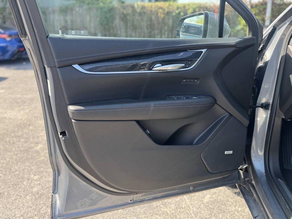 used 2021 Cadillac XT5 car, priced at $16,995