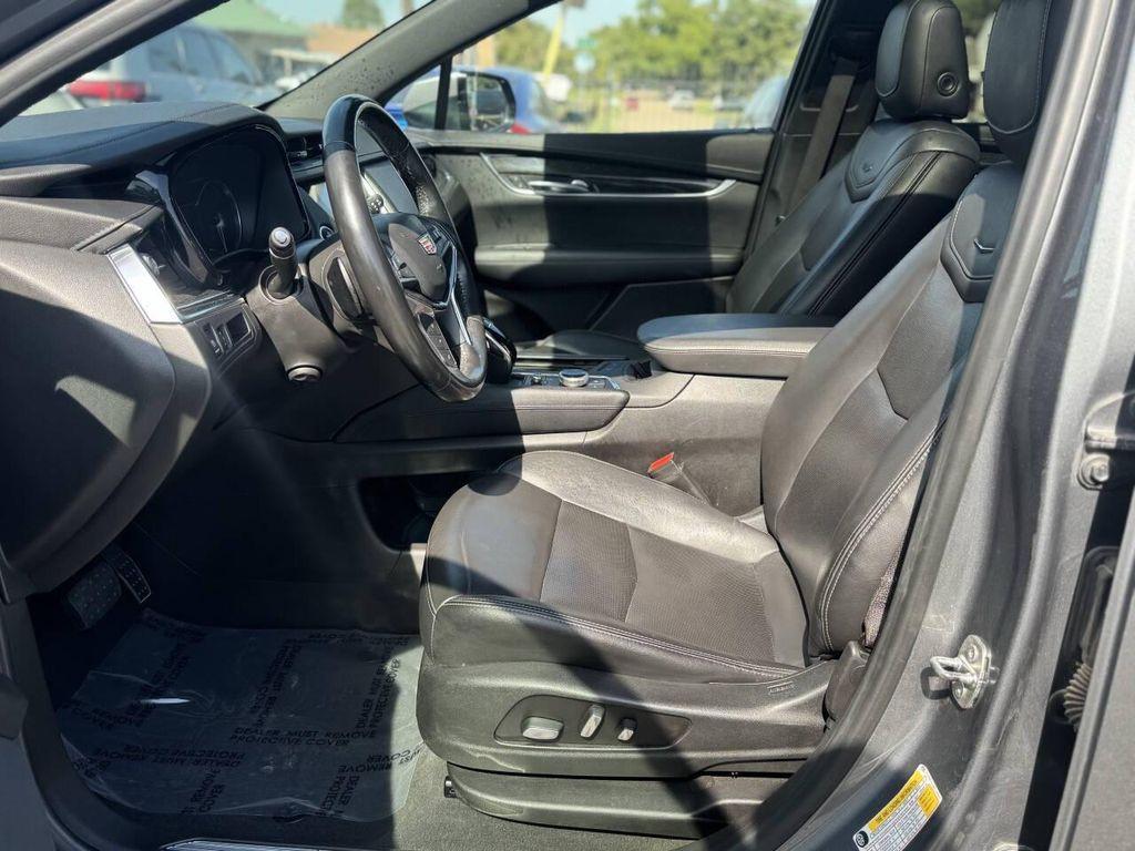 used 2021 Cadillac XT5 car, priced at $16,995