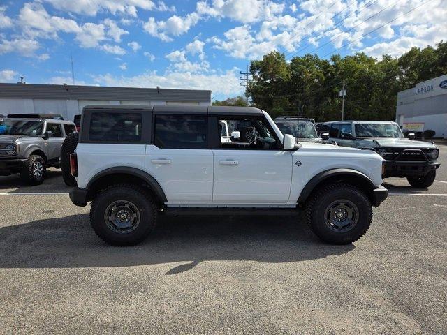 new 2024 Ford Bronco car, priced at $57,106