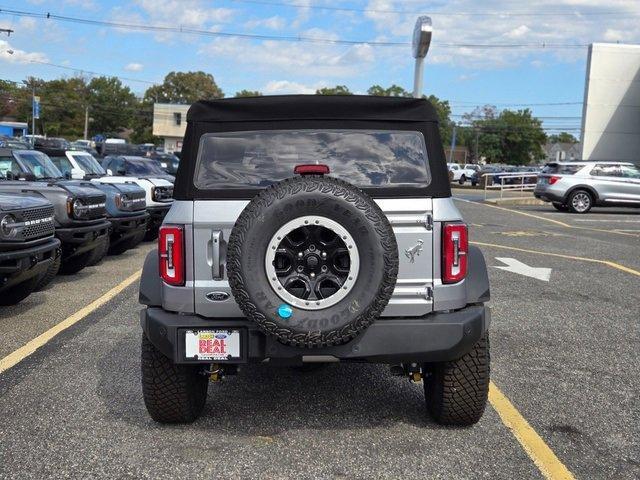 new 2024 Ford Bronco car, priced at $60,000