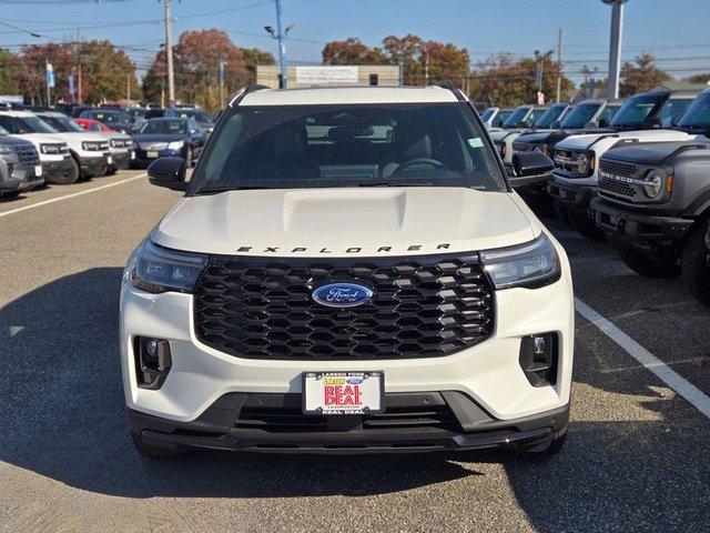 new 2025 Ford Explorer car, priced at $49,600