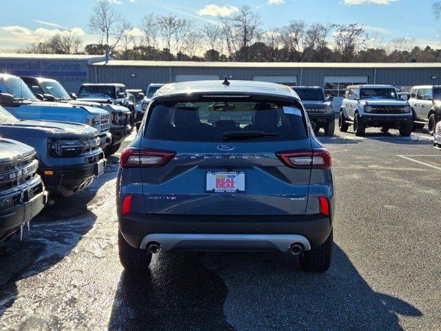 new 2025 Ford Escape car, priced at $32,035