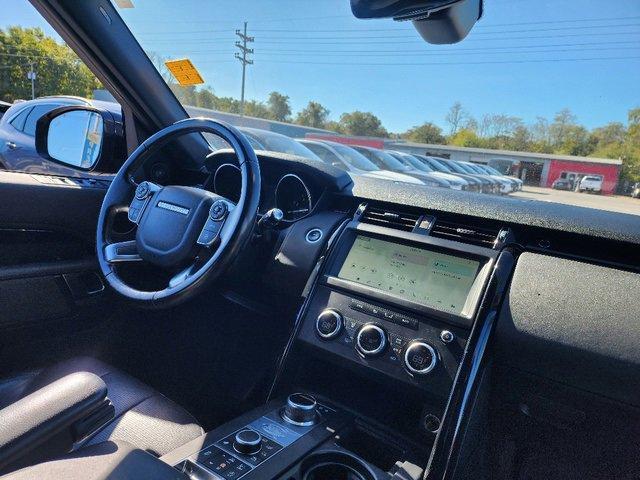 used 2018 Land Rover Discovery car, priced at $18,400