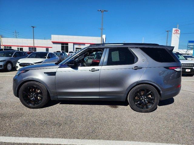 used 2018 Land Rover Discovery car, priced at $18,400