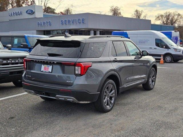 new 2025 Ford Explorer car, priced at $47,865