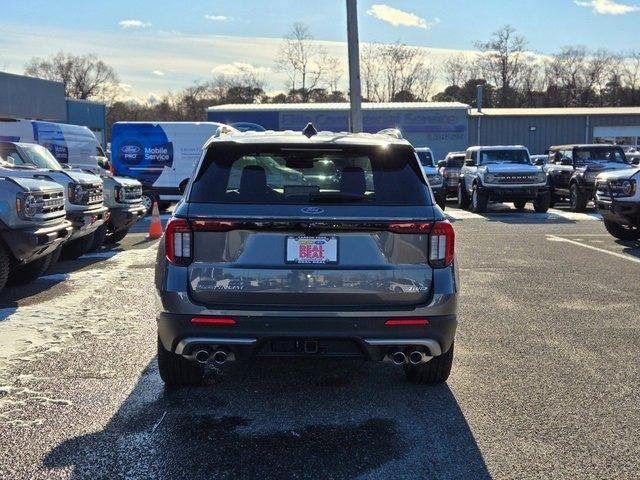 new 2025 Ford Explorer car, priced at $58,755