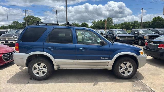 used 2007 Ford Escape Hybrid car, priced at $3,950