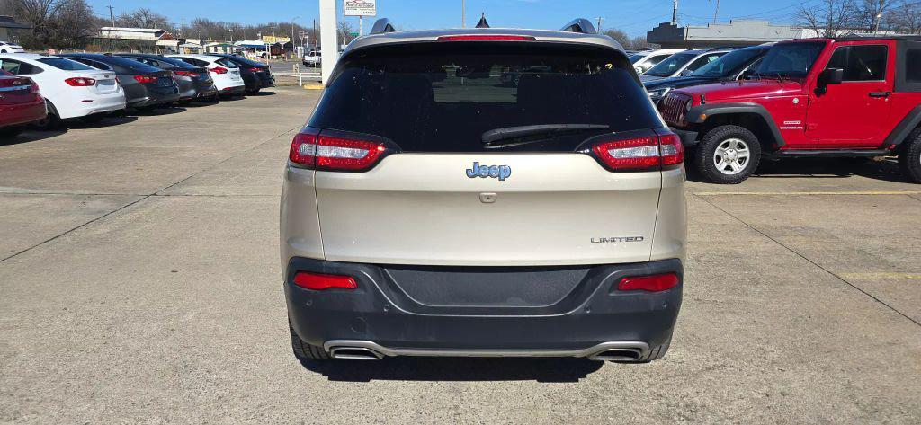 used 2015 Jeep Cherokee car, priced at $10,950