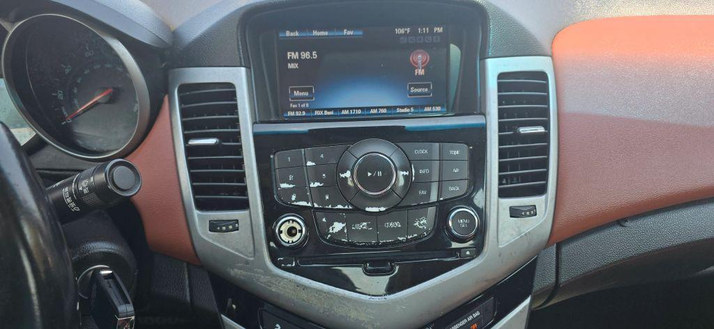used 2014 Chevrolet Cruze car, priced at $3,880