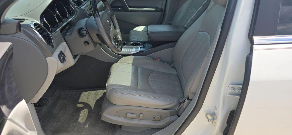 used 2015 Buick Enclave car, priced at $8,950