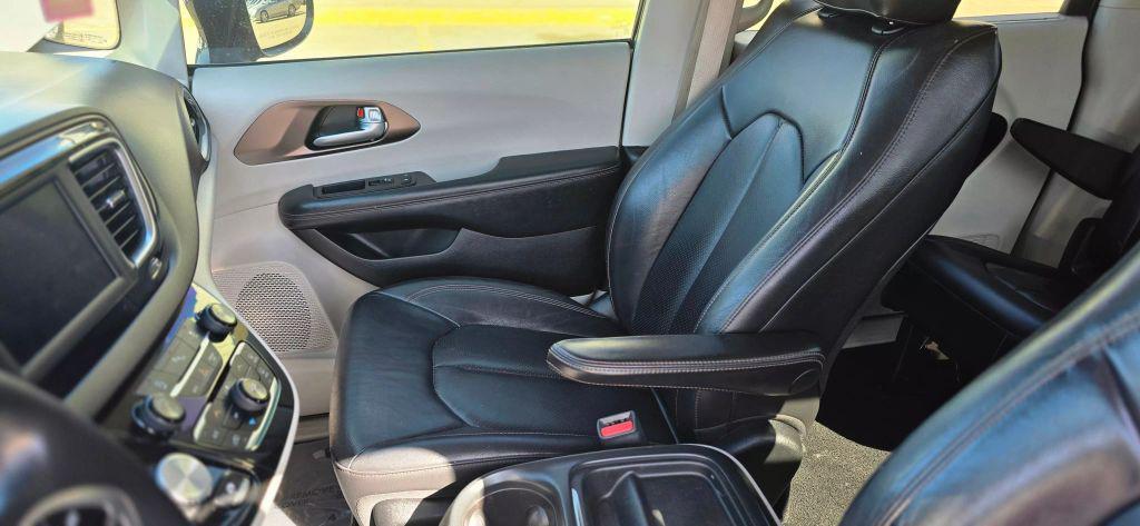 used 2018 Chrysler Pacifica car, priced at $13,650