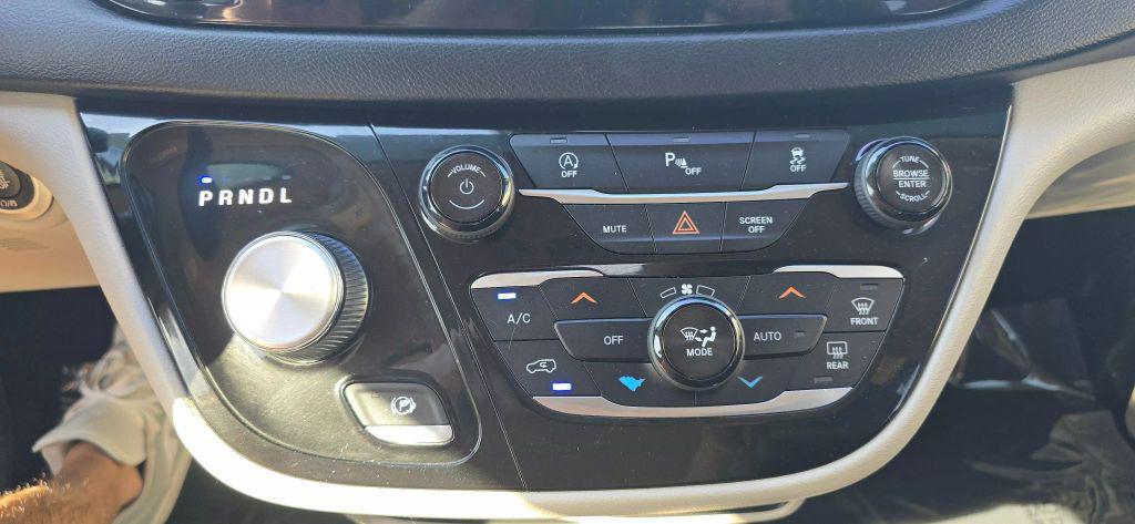 used 2018 Chrysler Pacifica car, priced at $13,650